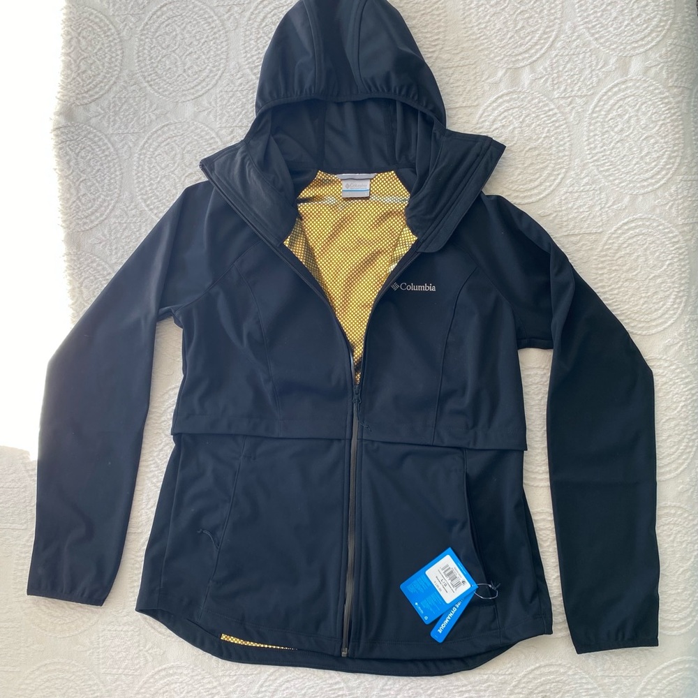 Columbia Canyon Meadows II Softshell jacket women’s size Large